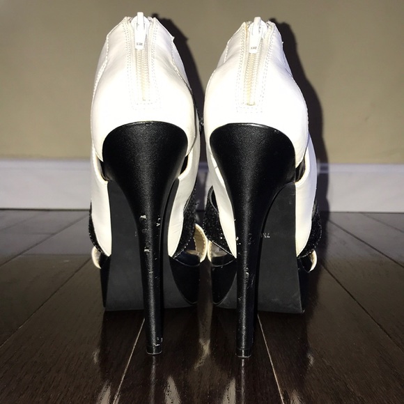 Black and White Platform Sandal Heels - Picture 2 of 5